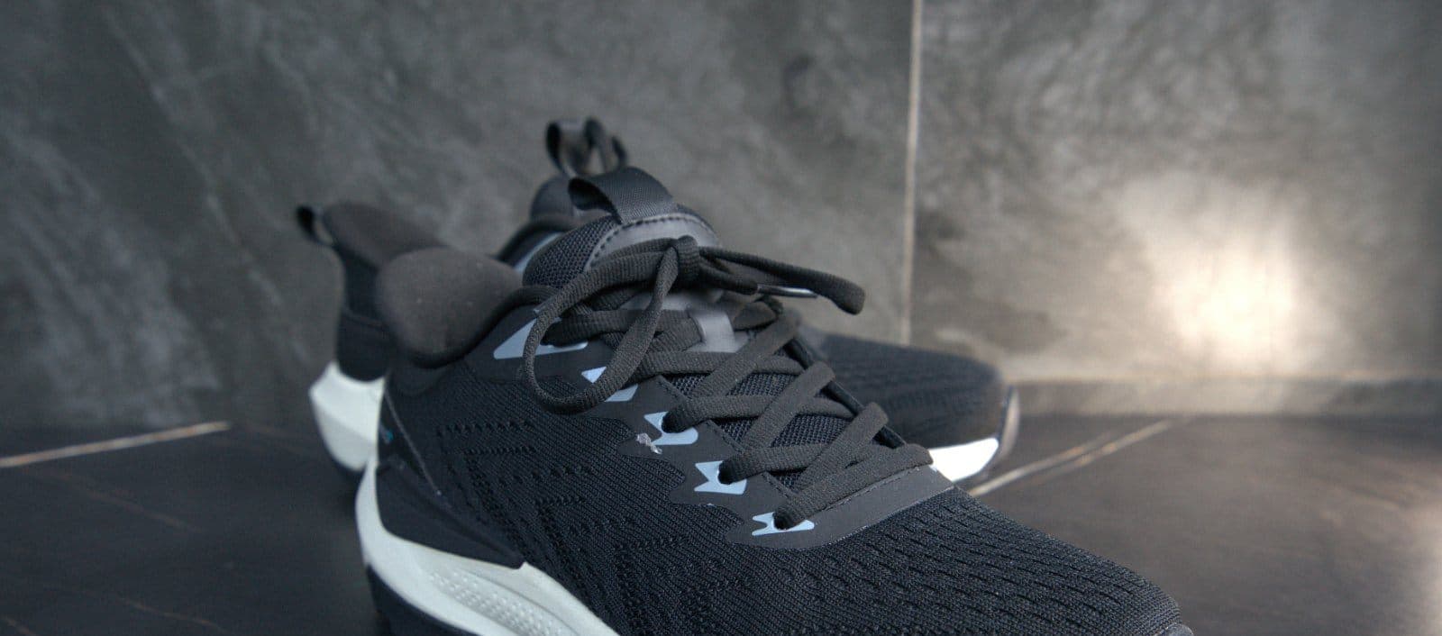 Zenko+ Men detail tali dan upper